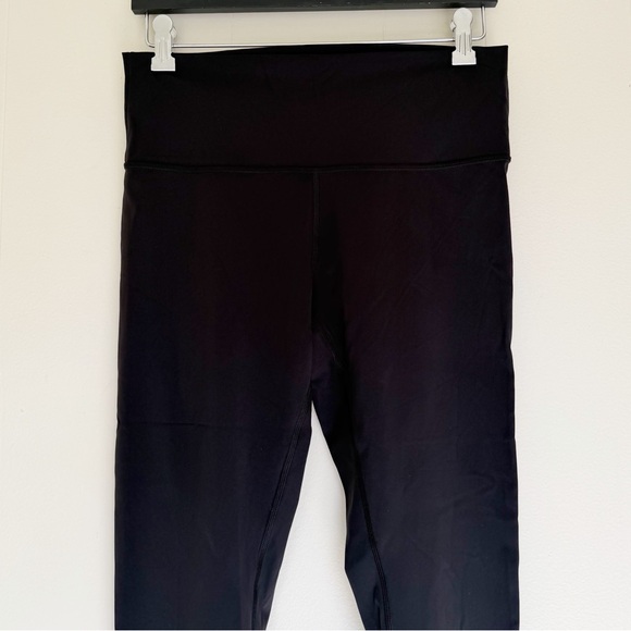 LULULEMON Wunder Under Crop 21” *F Luxtreme High Rise Black Size 10 - Picture 2 of 8